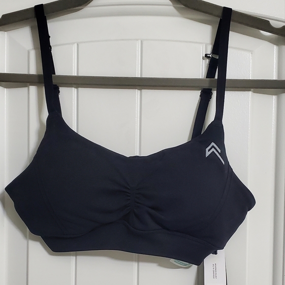 Effortless Micro Brallete - Picture 2 of 4